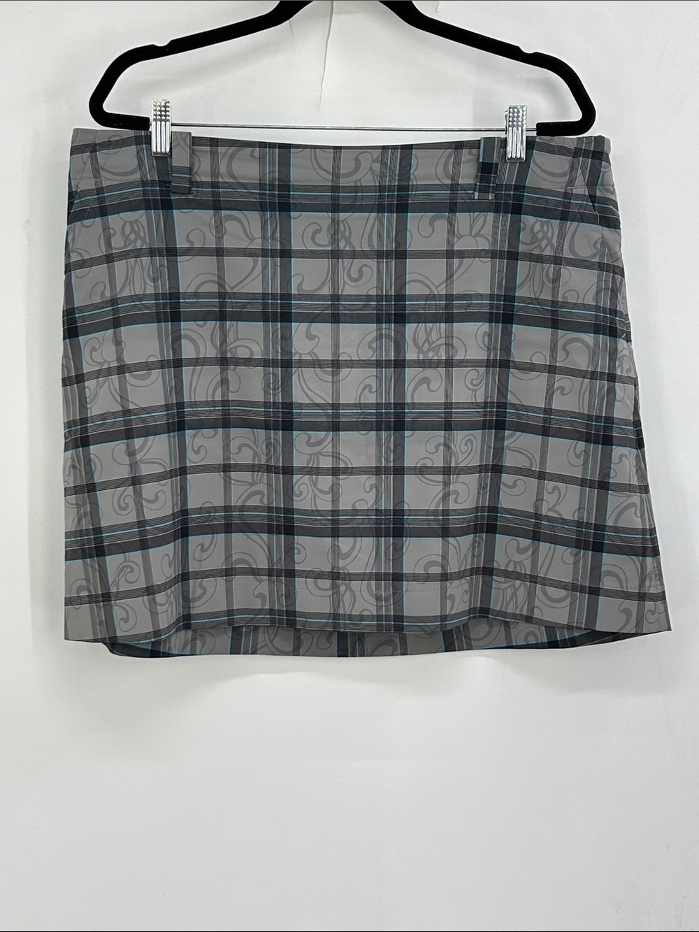 Nike Golf Dri Fit Skort Gray Black Plaid Size 16